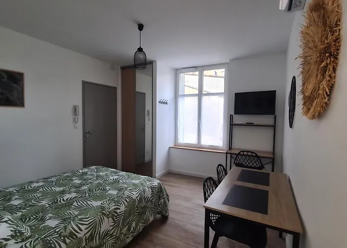 Ludo 1, Parking Privé, Wifi, Climatisation, Entrée Autonome Apartamento *